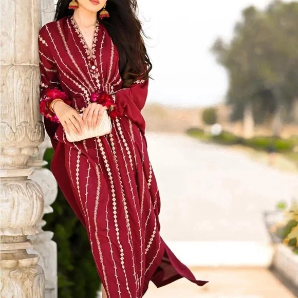 NWOT Pakitani Shalwar Kameez/Indian Salwar Kameez/Maroon Kaftan SZ Medium - Picture 4 of 11